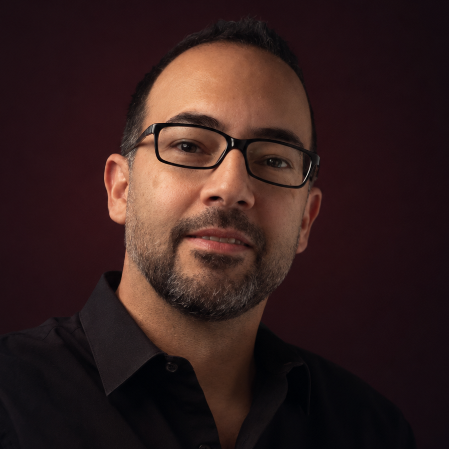 Amir Zoveini – Filmmaker